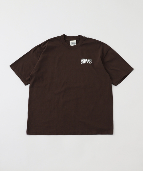 WISM（ウィズム） tシャツ 「BRICKS ＆ WOOD/ブリックスアンドウッド 