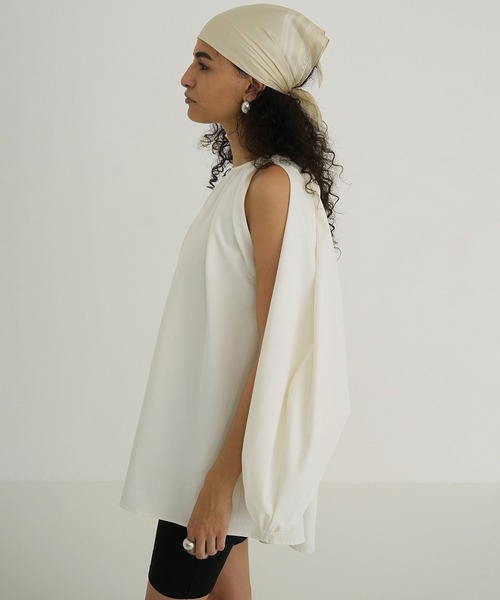 【新品未使用・タグ付】CLANE 2wayラッシュガード CLANE（クラネ） ラッシュガード 2WAY GATHER RASH GUARD BLOUSE