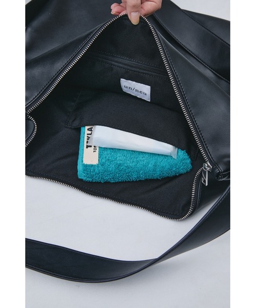 un/neu ショルダーバッグ バッグ 2WAYスリムワンハンドルショルダー