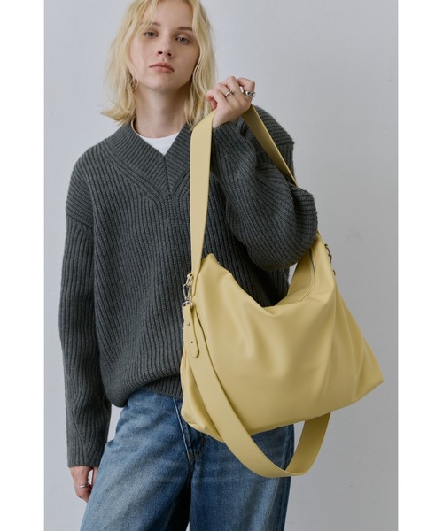 un/neu ショルダーバッグ バッグ 2WAYスリムワンハンドルショルダー
