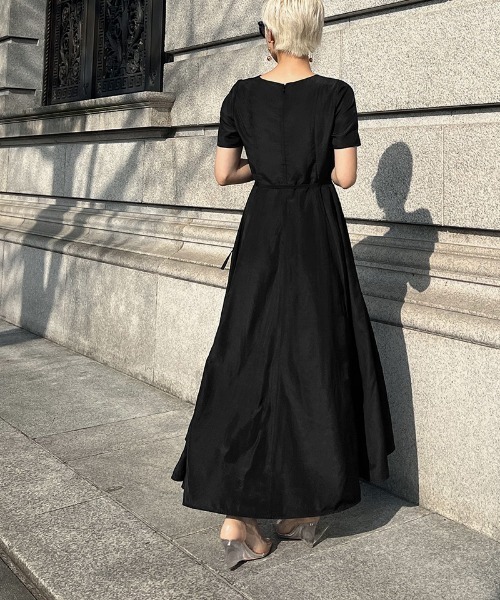 「JENNE」 半袖ワンピース SMALL ブラック レディースの画像
