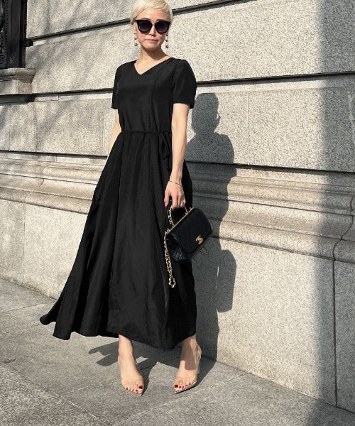 「JENNE」 半袖ワンピース SMALL ブラック レディースの画像