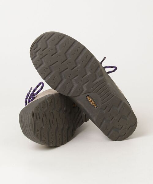 「KEEN」 ローカットスニーカー 24cm ベージュ レディースの画像