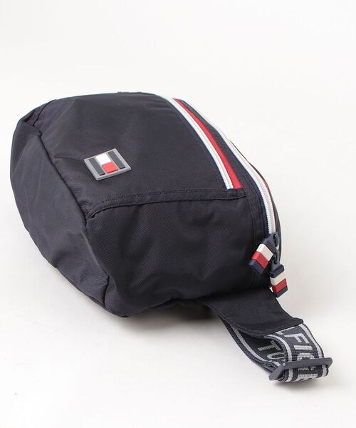 TOMMY HILFIGER（トミー・ヒルフィガー） ショルダーバッグ FREE 