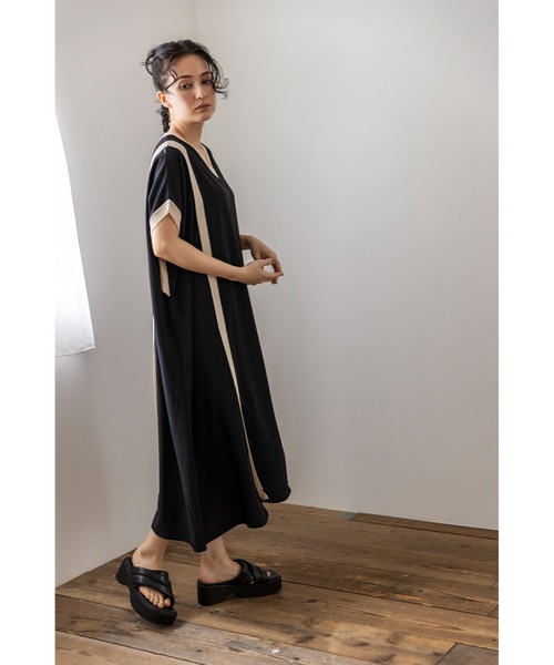「OSMOSIS」 半袖ワンピース ONE SIZE ネイビー レディース_画像4