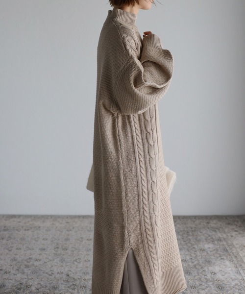 Fizz（フィズ） ワンピース ボリュームスリーブ ハイネックケーブル