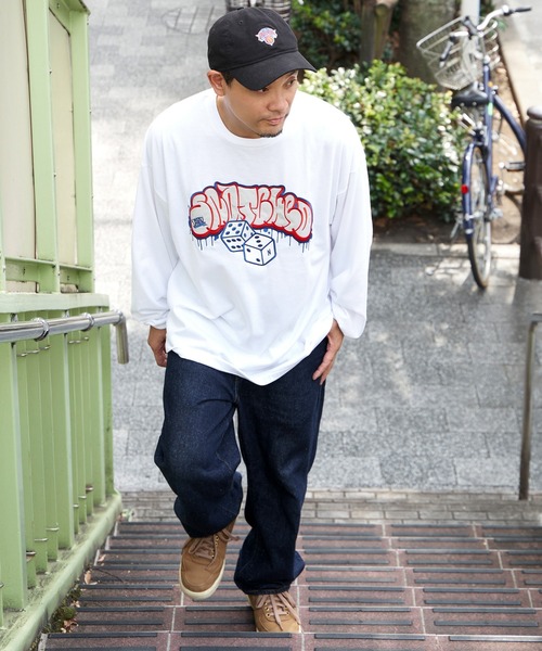 関税込 ドルチェ＆ガッバーナ クロップド Tシャツ アップリケ ブラックのメンズ Tシャツ コットン ロゴプレート | Dolce&Gabbana®
