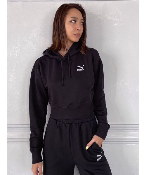 パーカー PUMA CLASSICSクロップドフーディトレーナー レディース