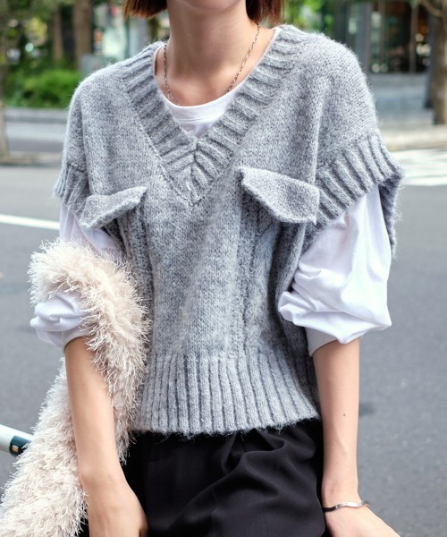 ベスト ジレ ポケットデザインケーブルニットベスト レディース