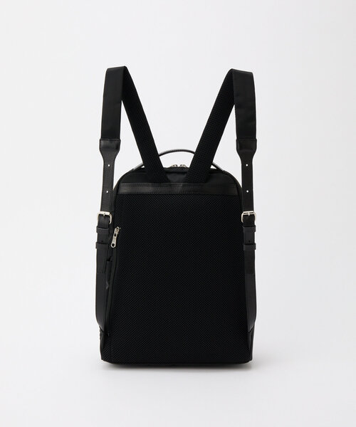 【超美品】ラシット　ブラックナイロンバックパック russet｜ラシットのバックパック/リュック（ブラック/黒色系