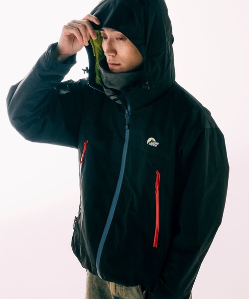 ロウアルパイン　ピークスジャケット　Lowealpine GORE-TEX XL Lowe alpine（ロウアルパイン） ブルゾン LARGE ブラック メンズ
