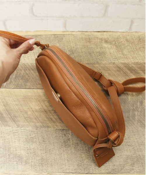 toleur（トーラ） ショルダーバッグ バッグ カウレザーミニショルダー