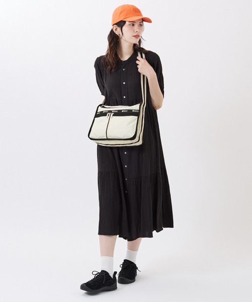 ■LeSportsac■DELUXE EVERYDAY BAG サンドバー/ブラック Deluxe Everyday Bag - Multicolor Dots Black print – LeSportsac