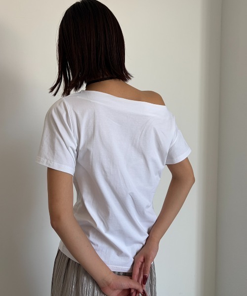 AIC. tシャツ アシンメトリーワンショルダートップス レディース