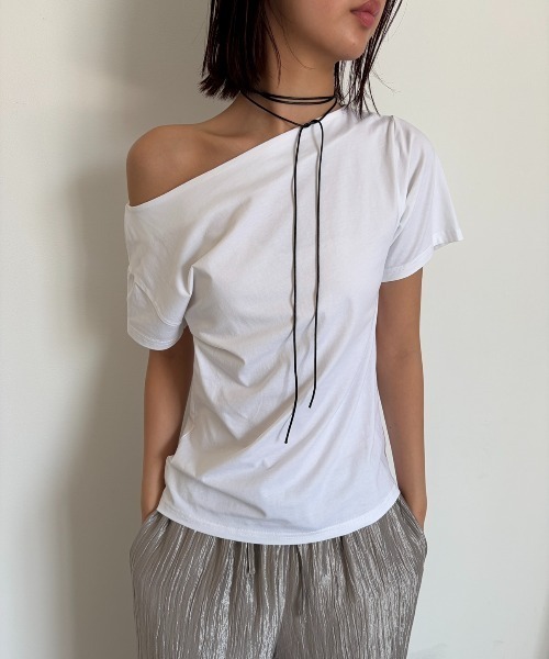 AIC. tシャツ アシンメトリーワンショルダートップス レディース