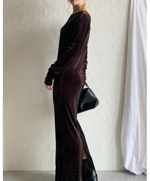 She's Closet ワンピース 長袖ロング丈バックオープンベロアワンピース