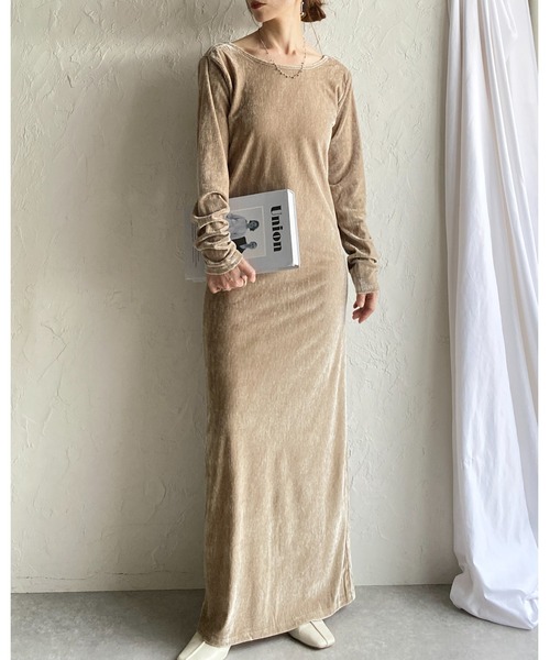 アルベロベロロングワンピース She's Closet ワンピース 長袖ロング丈バックオープンベロアワンピース