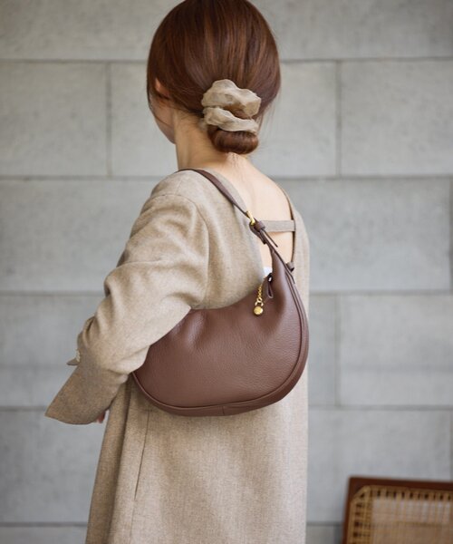 gemeil ショルダーバッグ バッグ ハーフムーンバッグ（CE-1600