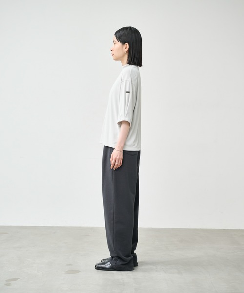tシャツ 「KHA:KI / カーキ」ソフトモックネック トップ レディース_20