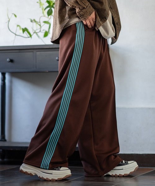 ワイドトラックパンツ　チェリーXS En serio TOKYO パンツ 「SIDEWAYSTANCE」ラインジャージワイド