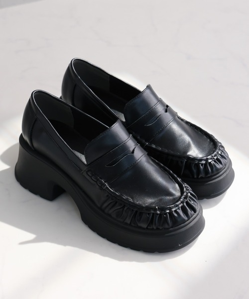 (a__y)ブラックレザー ローファー 厚底 VIVIAN（ヴィヴィアン） ローファー 厚底ギャザーローファー