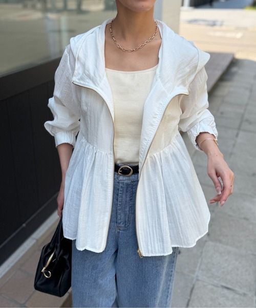 【美品】組曲　ペプラム　ジップブルゾン　シアー白　大きいサイズ Chez toi（シェトワ） uvカット ブルゾン アウター 「体型カバー