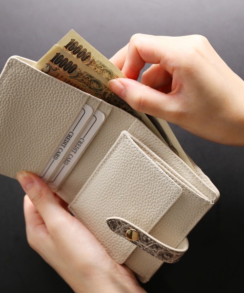 ヒマラヤクロコダイル二つ折り財布 sankyo shokai（三京商会） 二つ折り 二つ折り財布 財布 ヒマラヤ
