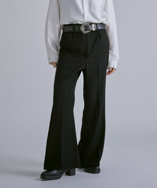 Ellno Loset（エルノロゼット） パンツ カラーフレアパンツ/ SET UP