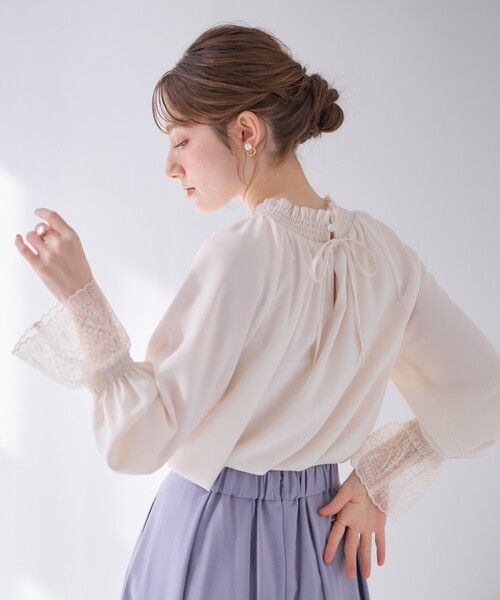 tシャツ back peach shirring blouse(バックピーチシャーリングブラウス) レディース セール】back peach shirring blouse(バックピーチシャーリング