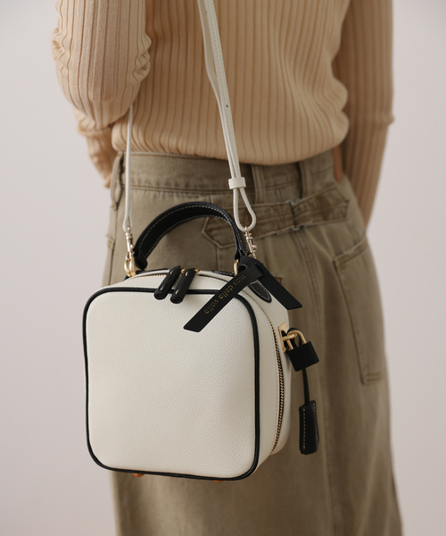 J.L.A.L. グレー ショルダーバッグ Mica Bag テック系 SEQUENZ（シークエンズ）】TECH SHOULDER BAG / テック