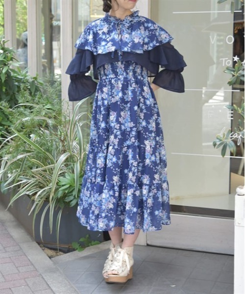 ネモフィラ柄フリル付きワンピース 新品タグ付き axes femme ワンピース ネモフィラプリントブラウス×ワンピース