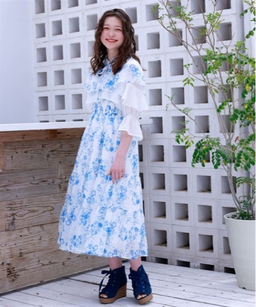 ネモフィラ柄フリル付きワンピース 新品タグ付き axes femme ワンピース ネモフィラプリントブラウス×ワンピース