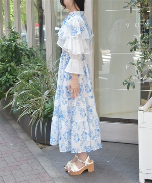 ネモフィラ柄フリル付きワンピース 新品タグ付き axes femme ワンピース ネモフィラプリントブラウス×ワンピース
