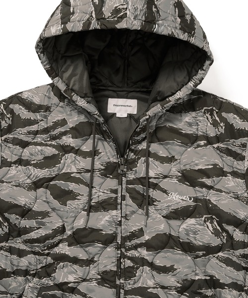 thisisneverthat（ディスイズネバーザット） パーカー Quilted Hooded