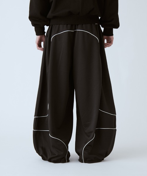 umbro（アンブロ） パンツ 「UMBRO×Lui's 」カーブトラックパンツ