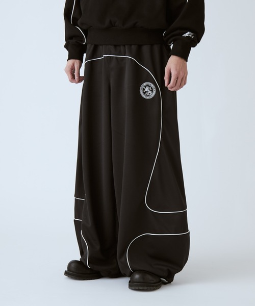 umbro（アンブロ） パンツ 「UMBRO×Lui's 」カーブトラックパンツ