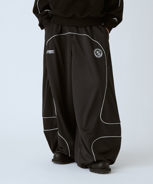 umbro（アンブロ） パンツ 「UMBRO×Lui's 」カーブトラックパンツ