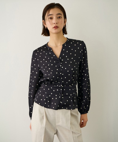 it_japan  ドット　ペプラム　ブラウス RIVER FIELD & Co.｜ドットジャガードボリューム袖ペプラムブラウス