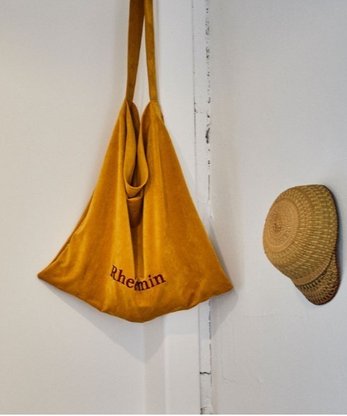 ショルダーバッグ バッグ SUEDE LETTER BAG レディースの画像