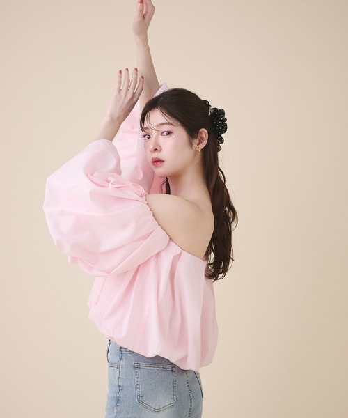 fupel ブラウス シャツ 夏 半袖 volume off-shoulder blouse