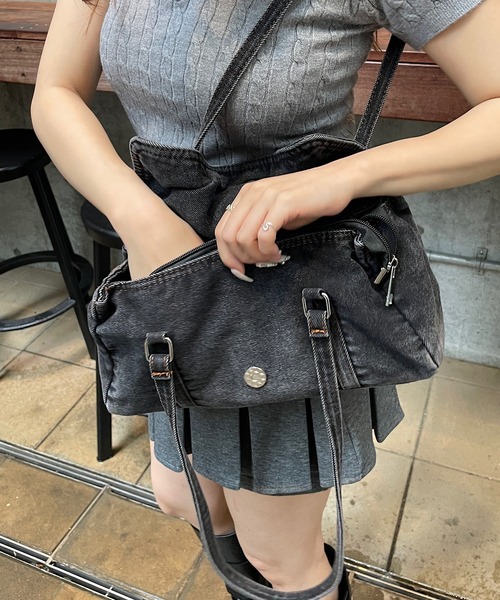 Roger&Raw（ロジャーアンドロウ） ショルダーバッグ バッグ バックル