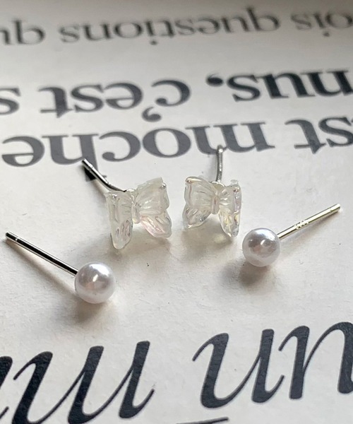non-hedge（ノンヘッジ） ピアス 蝶モチーフ＆フェイクパールピアス 