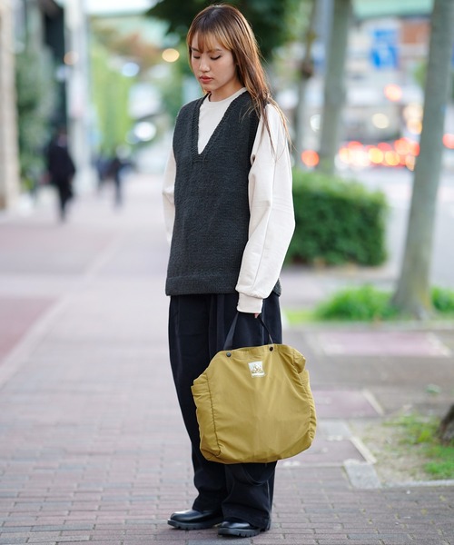 Mt. Rainier Design（マウントレイニアデザイン） ショルダーバッグ