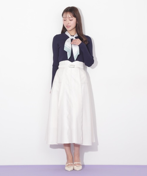 45Rホワイトフレアスカート デニム MERCURYDUO プリーツ切替デニムフレアスカート（オフホワイト