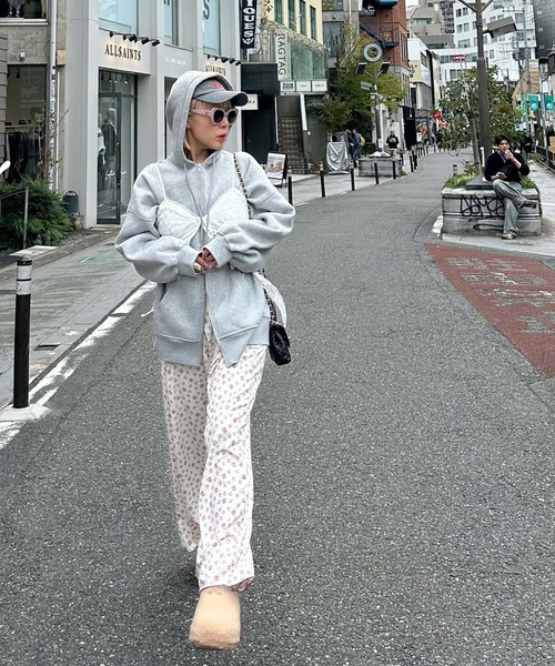 【新品未使用】LOUNGEDRESS レースキャミ アイボリー セール】レースキャミ（キャミソール）｜LOUNGEDRESS（ラウンジドレス