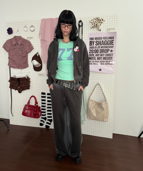 shaggie シャギー　パーカー スウェット セットアップ グリーン FREE SHAGGIE（シャギー） パーカー フェードスプレーロゴスウェット
