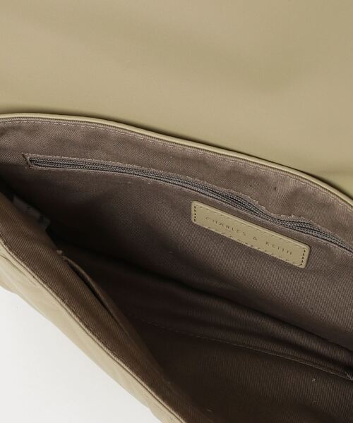 「CHARLES & KEITH」 トートバッグ M ライトベージュ レディース_画像4