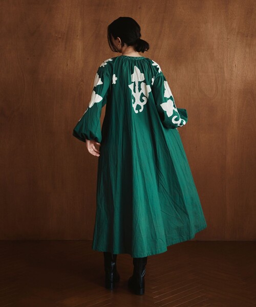 「Freada」 長袖ワンピース ONE SIZE グリーン レディースの画像