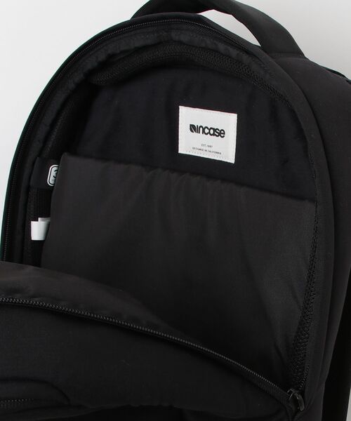 「incase」 リュック - ブラック メンズ_画像4