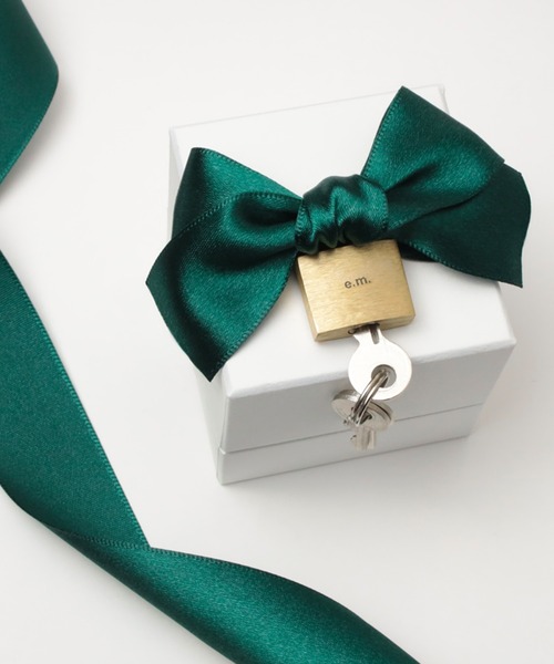 e.m. ラッピング GIFTBOX KEY ネックレス・ピアスボックス